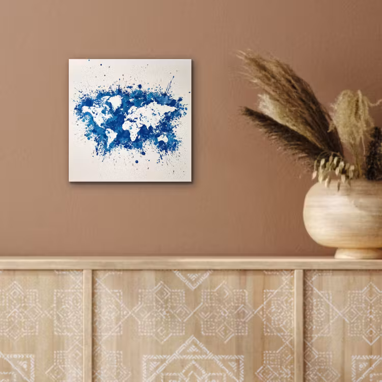 Verfspatten - Blauw - Wereldkaart aluminium wit klein -sfeer4