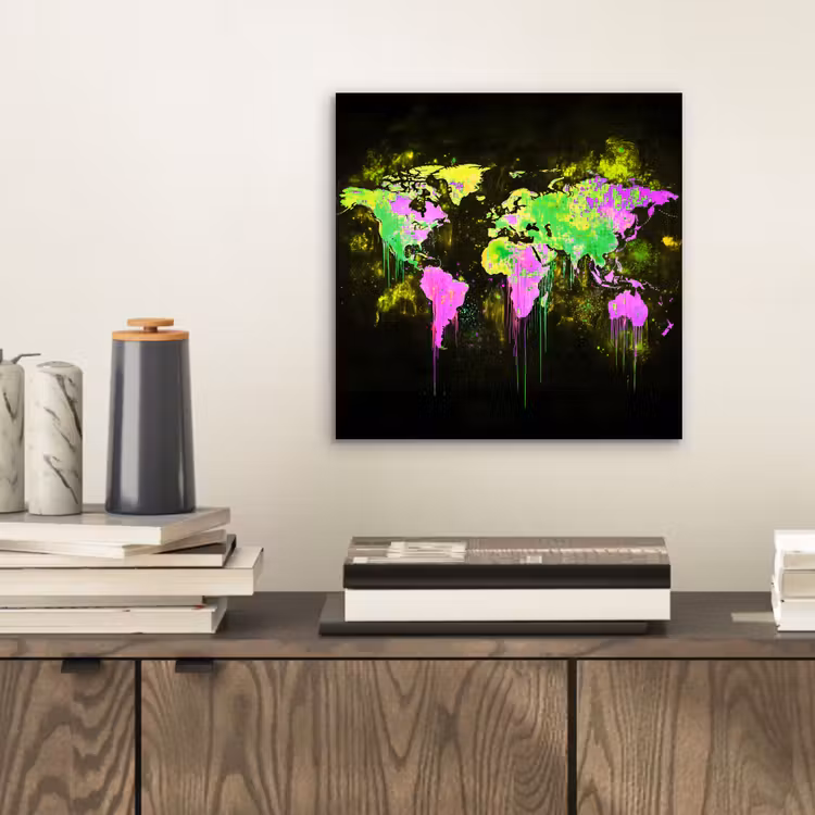 Fluorescerend - Wereldkaart - Druipen - Verf aluminium wit klein -sfeer1