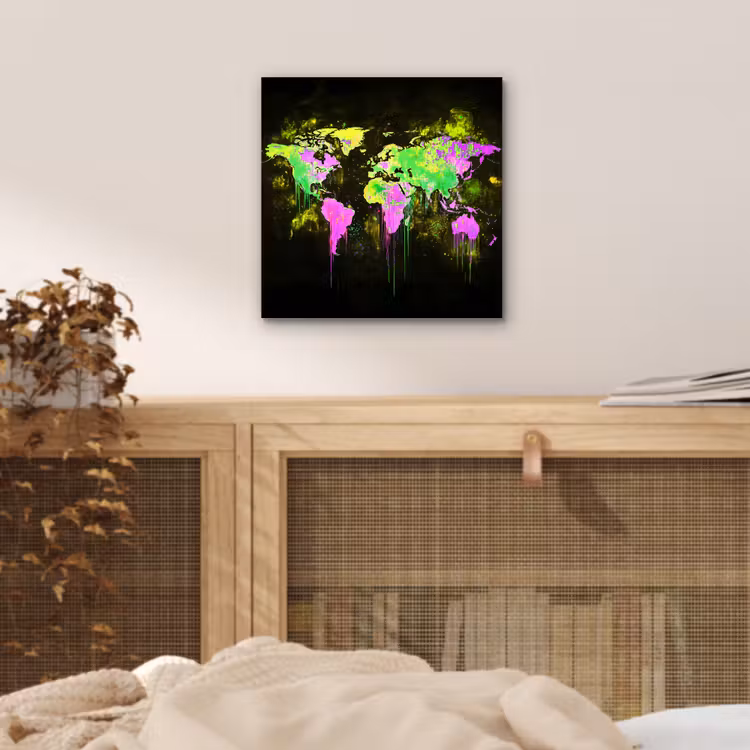 Fluorescerend - Wereldkaart - Druipen - Verf aluminium wit klein -sfeer3