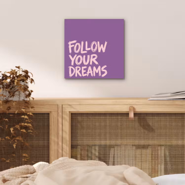 Follow your dreams - Paars - Penseeltextuur aluminium wit klein -sfeer3