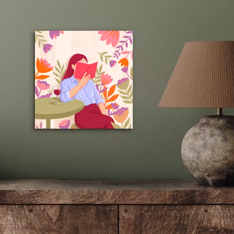 Vrouw - Lezen - Thuis - Modern - Bloemen aluminium wit klein -sfeer2