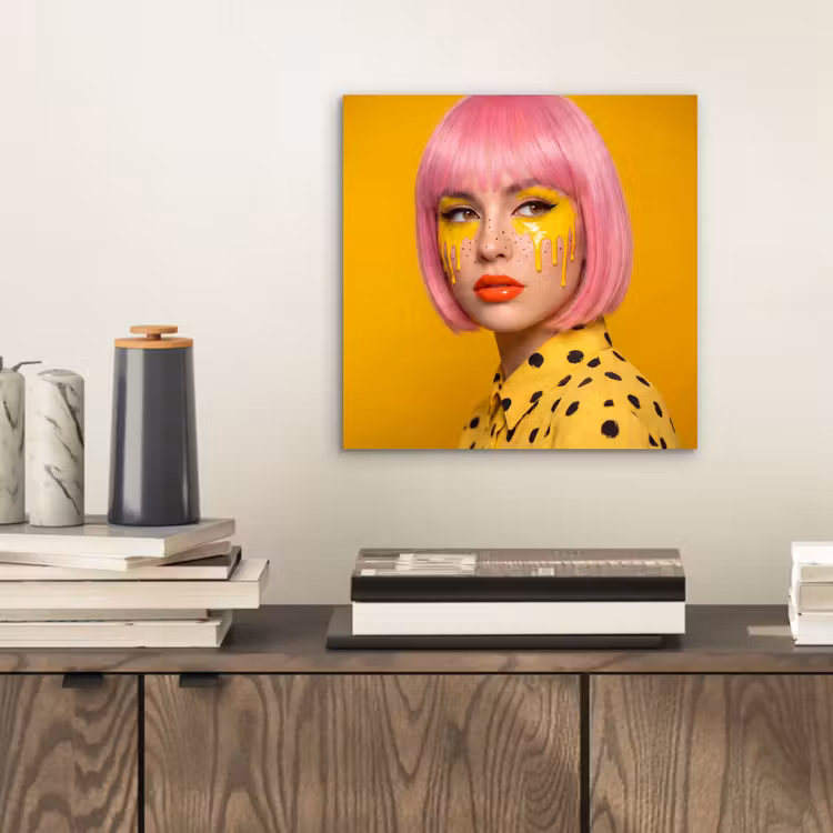 Vrouw - Portret - Abstract - Kleurrijk - Geel aluminium wit klein -sfeer1