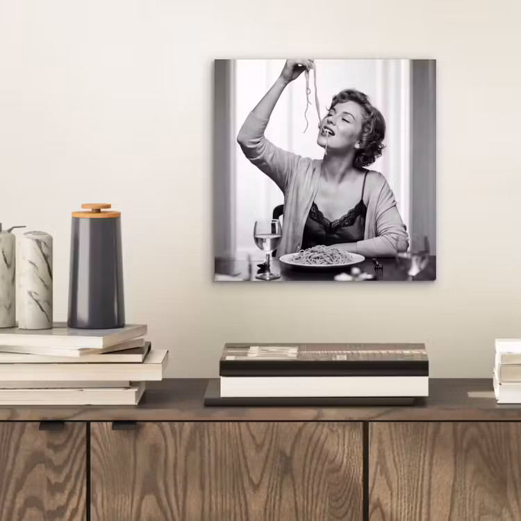 Vrouw - Spaghetti - Zwart - Wit aluminium wit klein -sfeer1