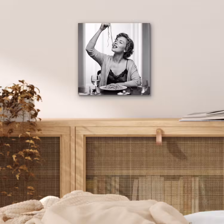Vrouw - Spaghetti - Zwart - Wit aluminium wit klein -sfeer3