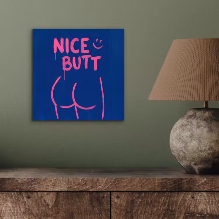 Brutaal - Grappig - Blauw aluminium wit klein -sfeer2