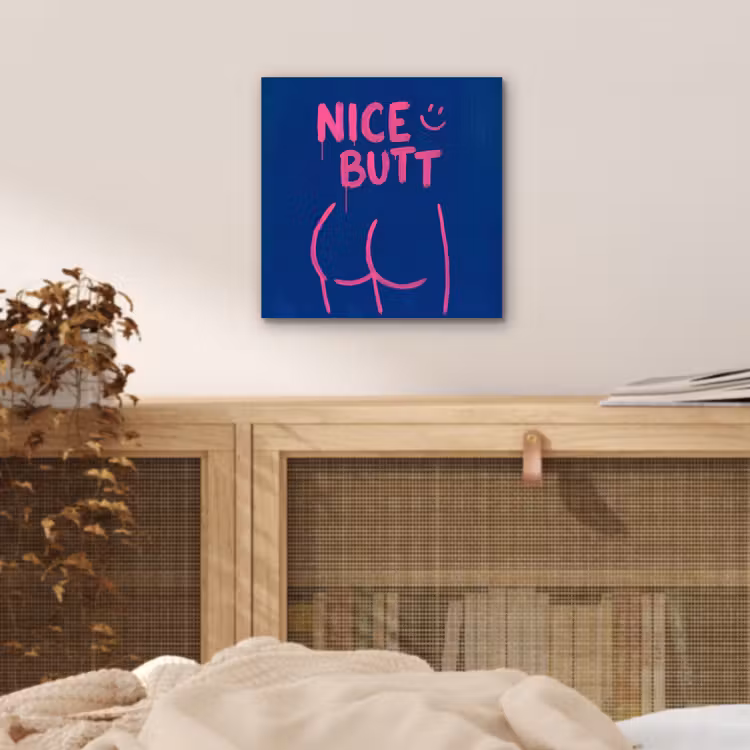 Brutaal - Grappig - Blauw aluminium wit klein -sfeer3