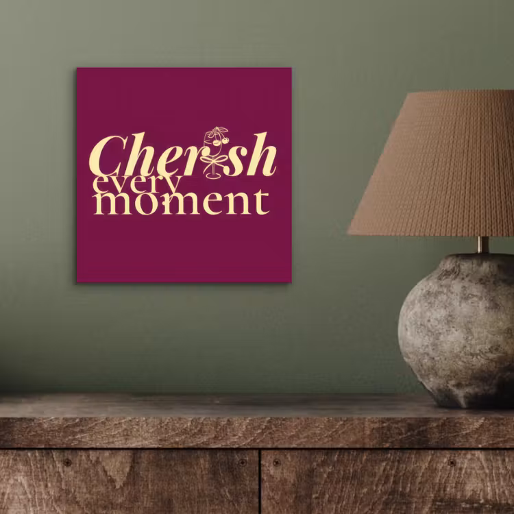 Cherish every moment - Cocktailglas - Bordeaux aluminium wit klein -sfeer2