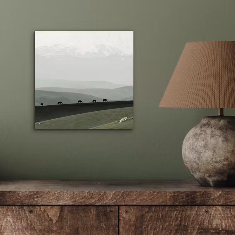 Grijs - Berg - Paarden aluminium wit klein -sfeer2