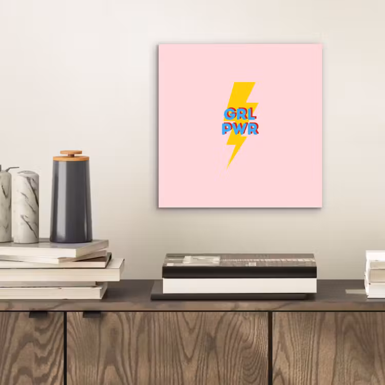 Grl pwr - Bliksem - Roze aluminium wit klein -sfeer1