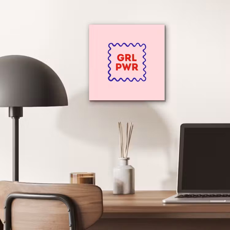 Grl pwr - Roze - Kader aluminium wit klein -sfeer5
