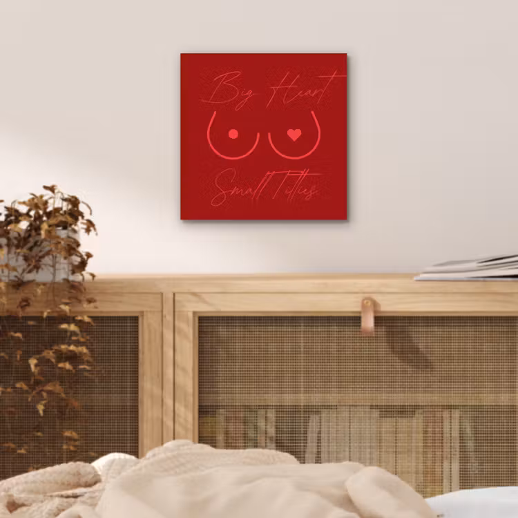 big heart small titties - Hart - Rood aluminium wit klein -sfeer3