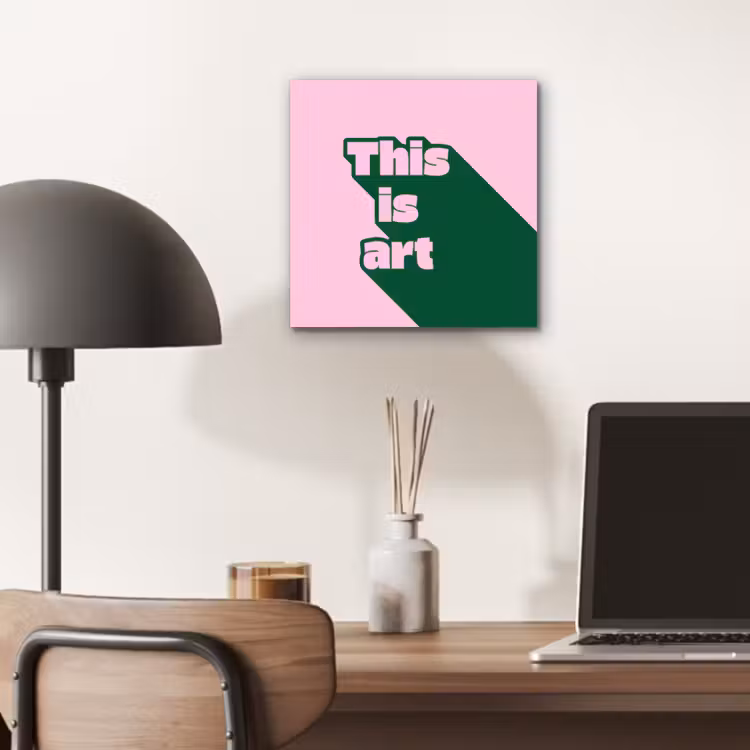 Groen - Teskt - This is art - Roze aluminium wit klein -sfeer5