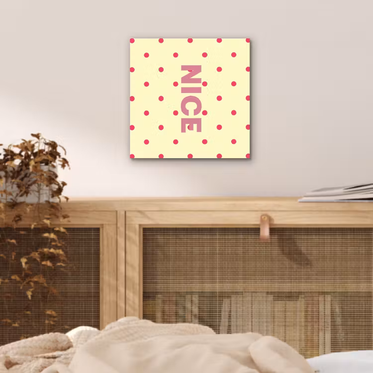Nice - Stippen - Roze - Geel aluminium wit klein -sfeer3