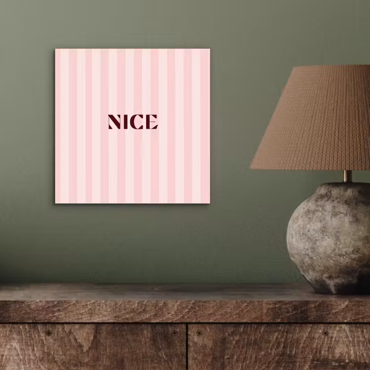 Nice - Strepen - Roze aluminium wit klein -sfeer2