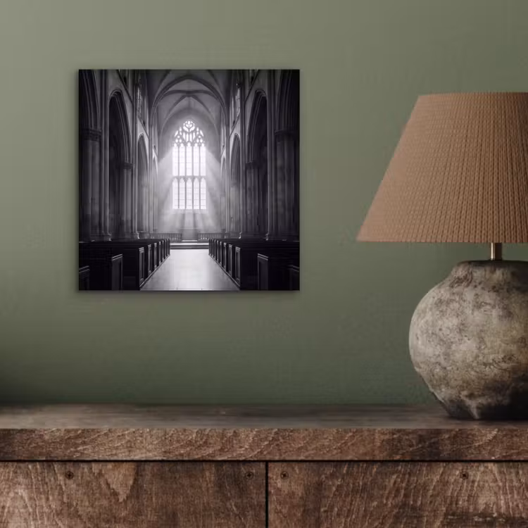 Kerk - Interieur - Lichtstralen - Architectuur - Klassiek aluminium wit klein -sfeer2