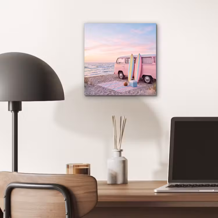 Busje - Strand - Surfplank - Zomer - Roze aluminium wit klein -sfeer5