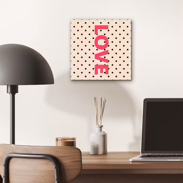 Love - Stippen - Roze aluminium wit klein -sfeer5