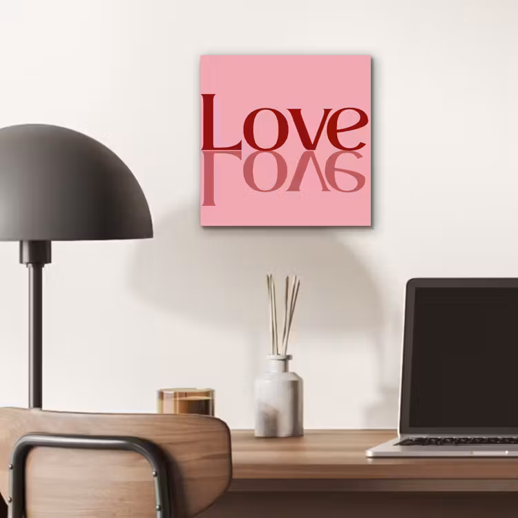 Love - Roze - Spiegeling aluminium wit klein -sfeer5
