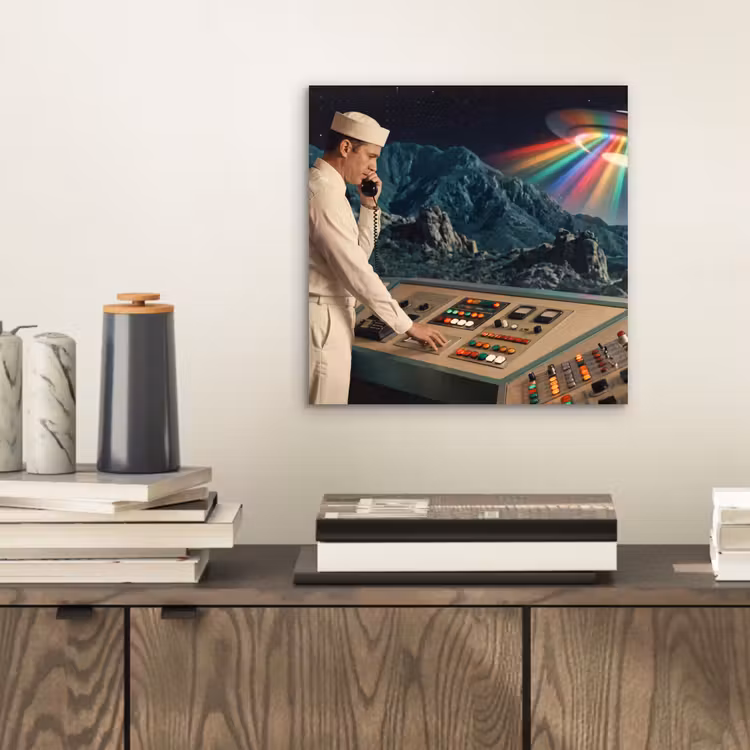 Alu-Dibond-Bild - Mann – Kontrollraum – Strand - Man - Controlekamer - Strand aluminium wit klein