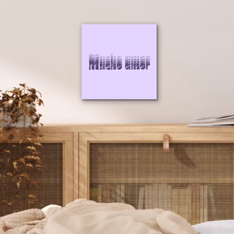Mucho amor - Paars - Gelaagde letters aluminium wit klein -sfeer3