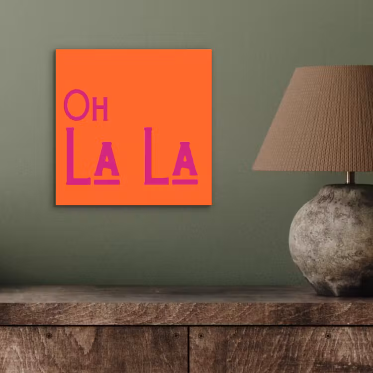 Oh la la - Oranje - Roze - Scheeflettertype aluminium wit klein -sfeer2