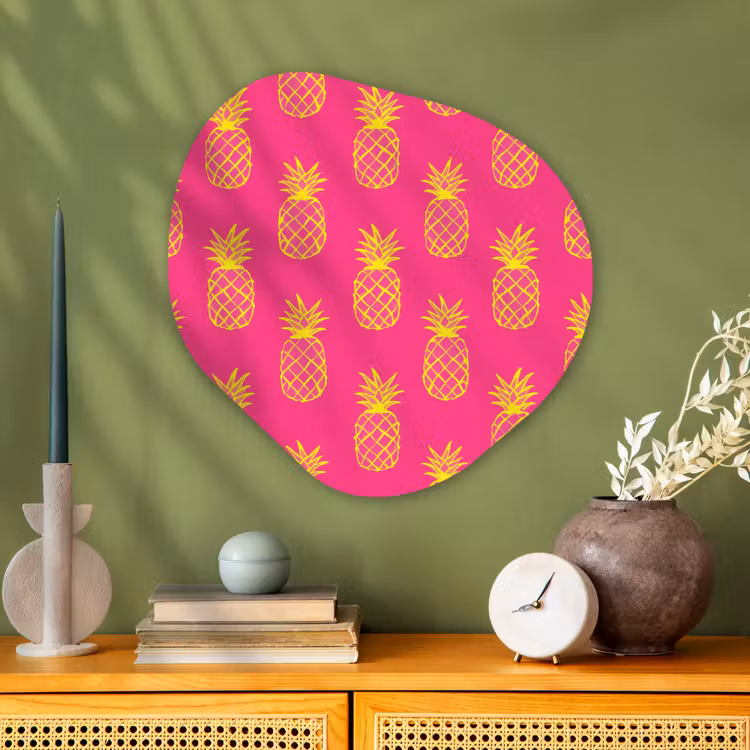 Ananas - Trendy - Roze Wandcirkel Organisch Aluminium middel 851 -sfeer2