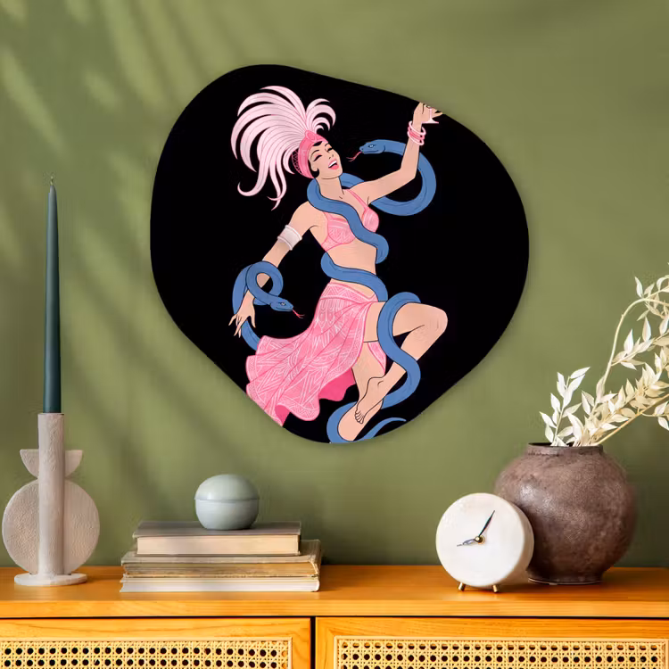 Vrouw - Danseres - Slangen - Art Deco - Roze Wandcirkel Organisch Aluminium middel -sfeer2