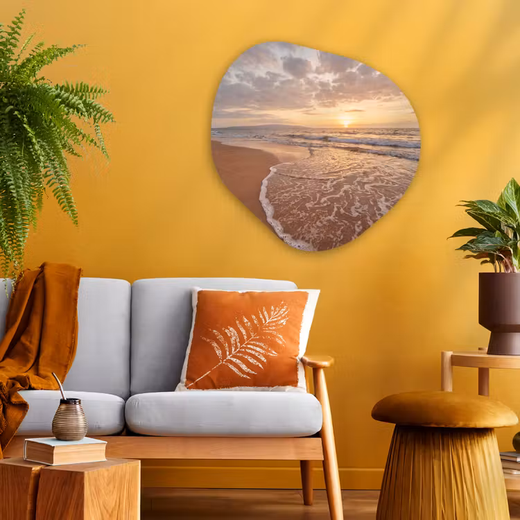 Zee - Kustlijn - Wolken - Landschap - Oranje Wandcirkel Organisch Aluminium middel -sfeer4