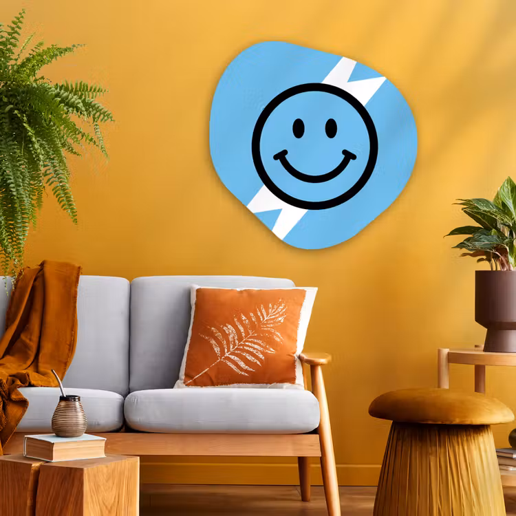 Smiley - Blauw - Bliksem Wandcirkel Organisch Aluminium middel -sfeer4