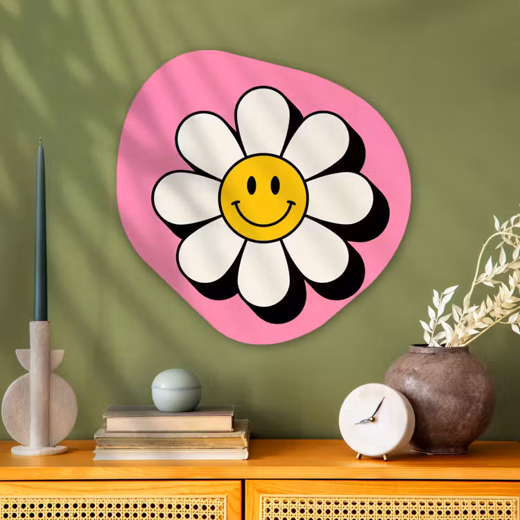 Smiley - Bloem - Roze Wandcirkel Organisch Aluminium middel -sfeer2