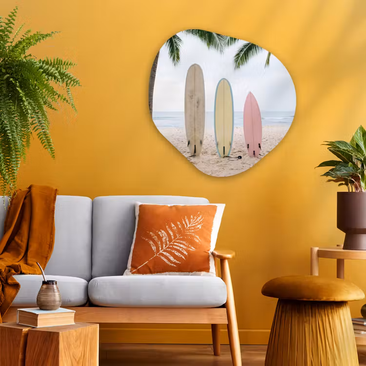 Surfboard - Palmbomen - Kleurrijk Wandcirkel Organisch Aluminium middel -sfeer4