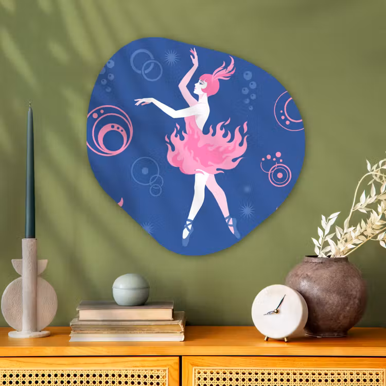 Danseres - Vlammenrok - Abstract - Roze - Blauw Wandcirkel Organisch Aluminium middel -sfeer2