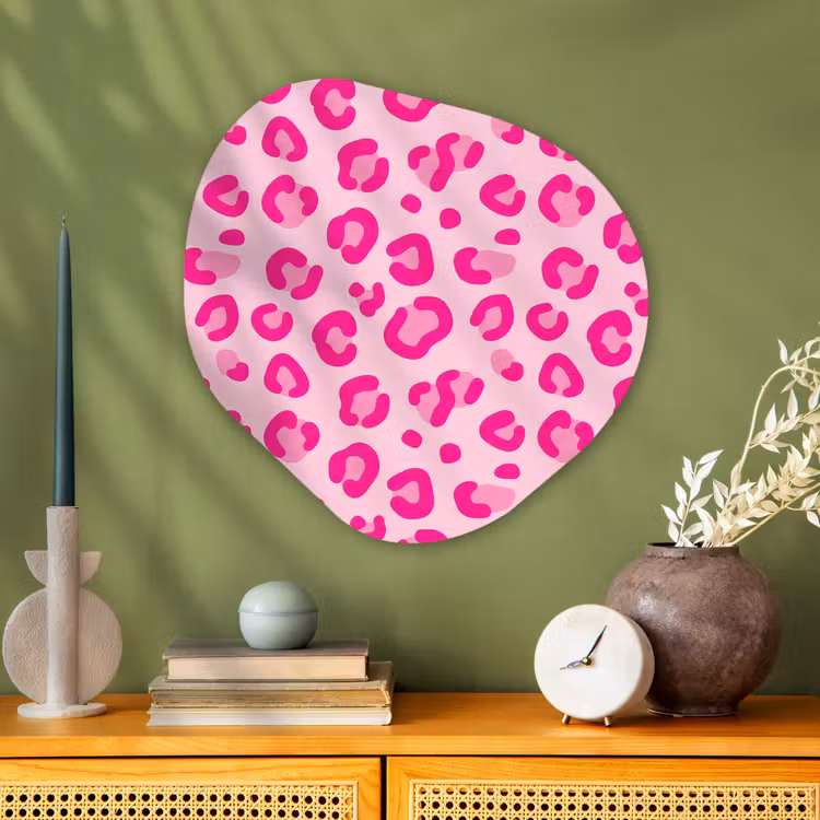 Dierenprint - Patroon - Abstract - Modern - Roze Wandcirkel Organisch Aluminium middel -sfeer2