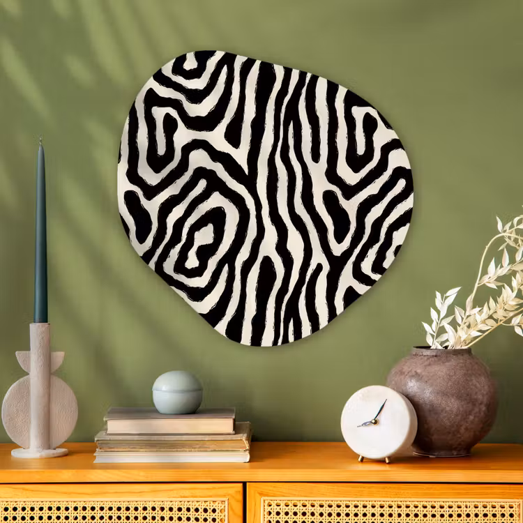 Zebra - Zwart - Abstract Wandcirkel Organisch Aluminium middel 851 -sfeer2