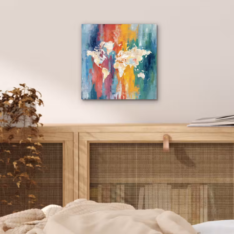 Penseelstreken - Kleurrijk - Schilderij - Wereldkaart aluminium wit klein -sfeer3