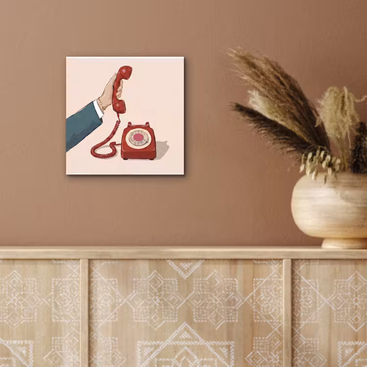 Telefoon - Hand - Vintage - Communicatie - Rood aluminium wit klein -sfeer4