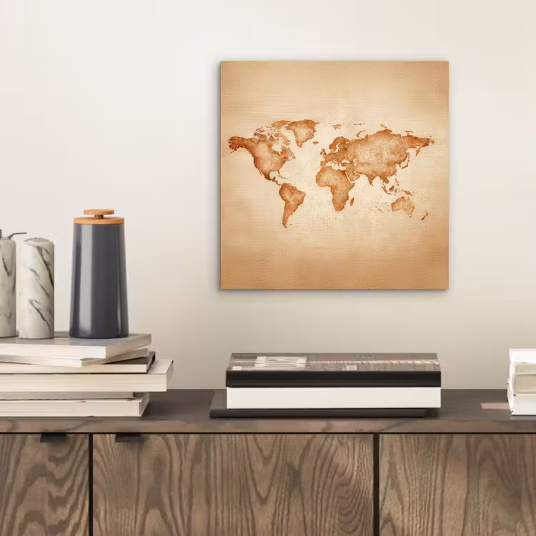 Wereldkaart - Bruin - Klassiek aluminium wit klein -sfeer1