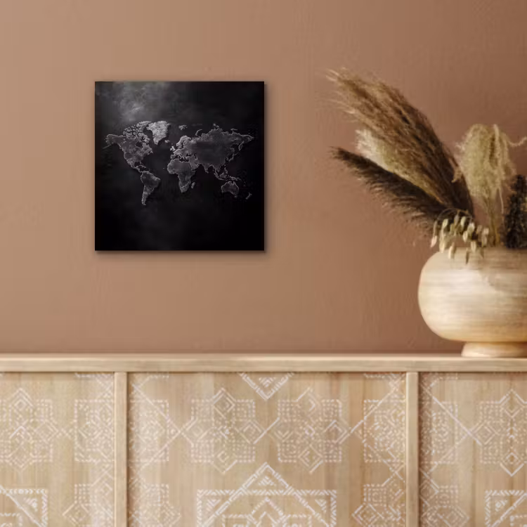 Wereldkaart - Duister - Zwart aluminium wit klein -sfeer4