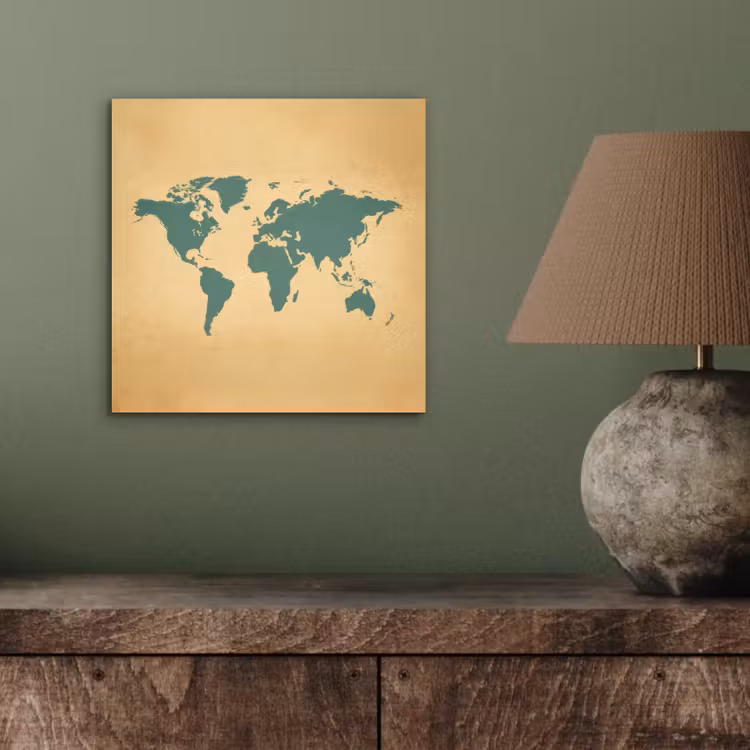 Wereldkaart - Egaal groen - Minimalistisch aluminium wit klein -sfeer2