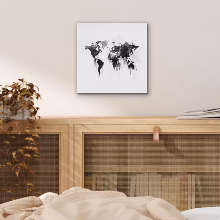 Wereldkaart - Grijs - Zwart -  Inkt aluminium wit klein -sfeer3