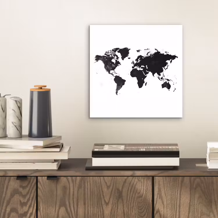 Wereldkaart - Zwart - Wit - Strak aluminium wit klein -sfeer1