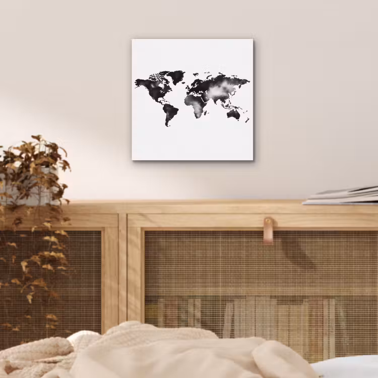 Wereldkaart - Inkt - Zwart aluminium wit klein -sfeer3