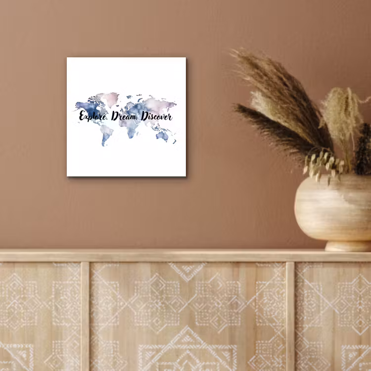 Quote - Wereldkaart - Explore - Aquarel aluminium wit klein -sfeer4