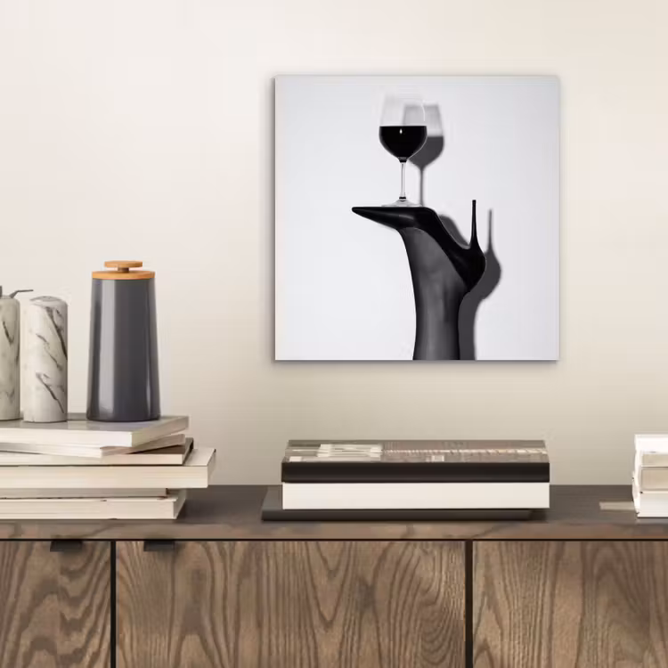 Hak - Wijn - Minimalistisch - Zwart aluminium wit klein -sfeer1