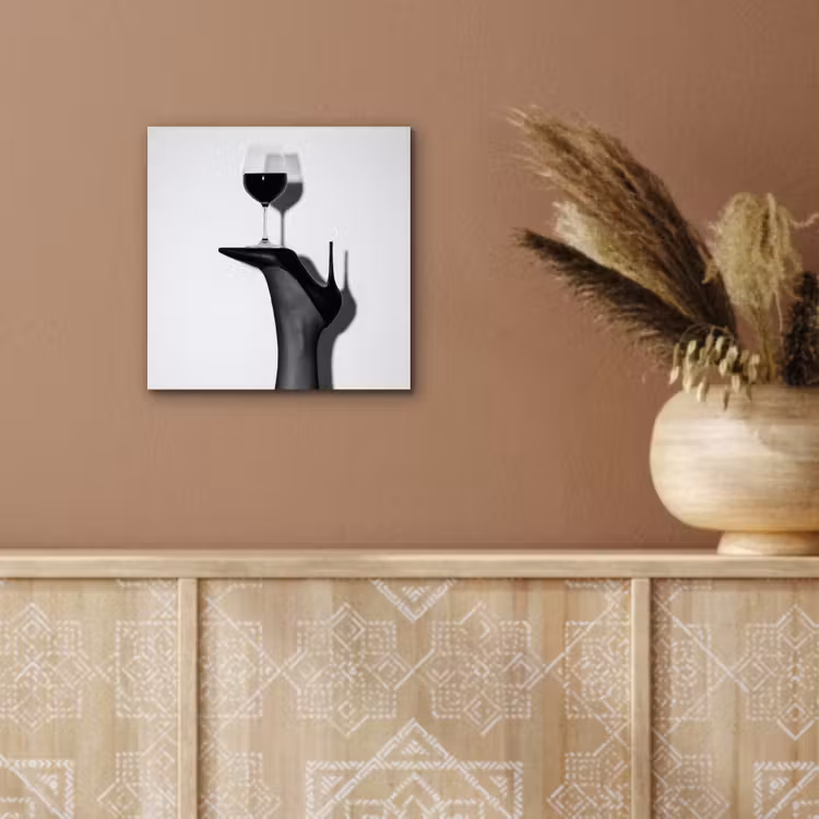 Hak - Wijn - Minimalistisch - Zwart aluminium wit klein -sfeer4