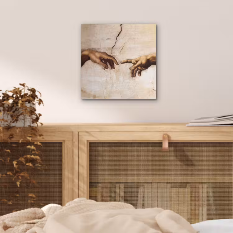Adam - Michelangelo - Schilderij - Creation of Adam aluminium wit klein -sfeer3