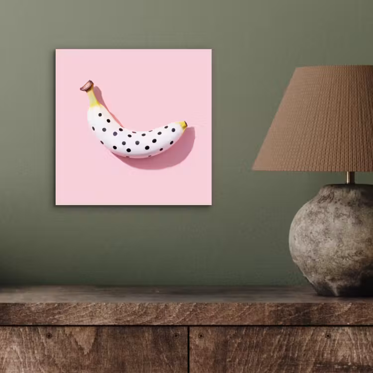 Banaan - Stippen - roze aluminium wit klein -sfeer2