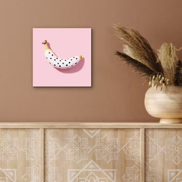 Banaan - Stippen - roze aluminium wit klein -sfeer4