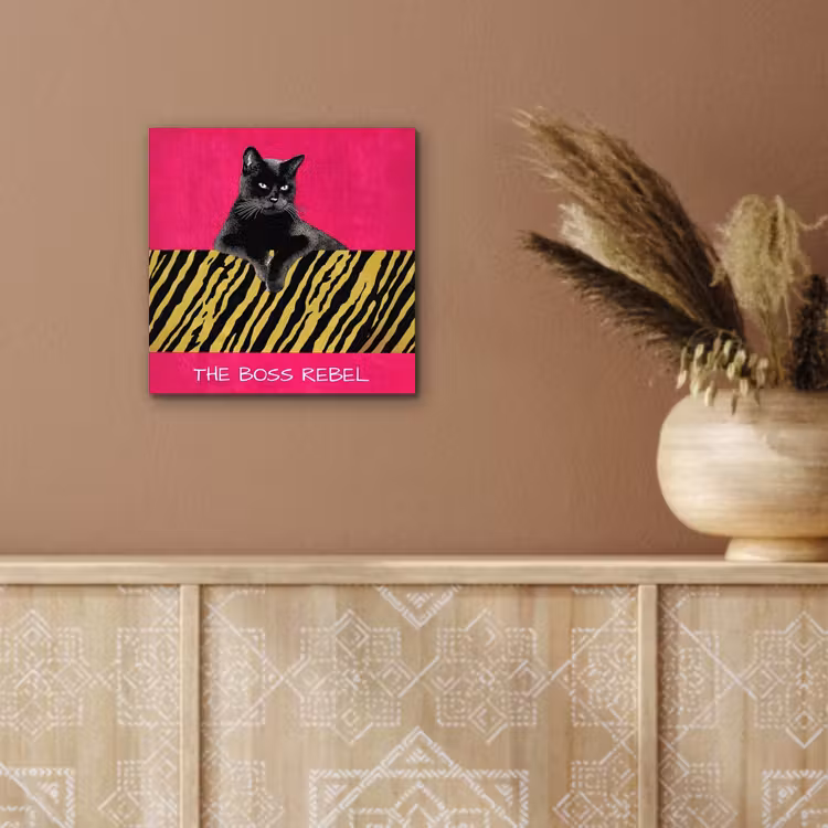 Kat - Baas - Roze - Tijgerprint aluminium wit klein -sfeer4