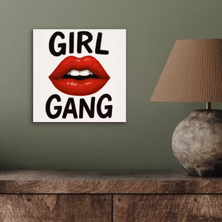 Lip - Girl - Rood - Letters aluminium wit klein -sfeer2